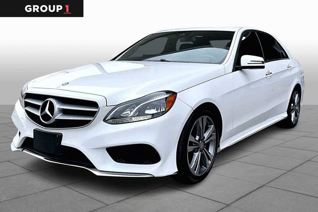 2016 Mercedes-Benz E-Class E 350 Sport RWD photo
