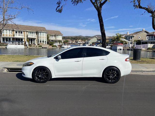 2015 Dodge Dart SE FWD photo