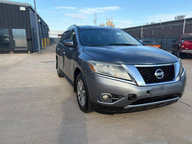 2015 Nissan Pathfinder S FWD photo