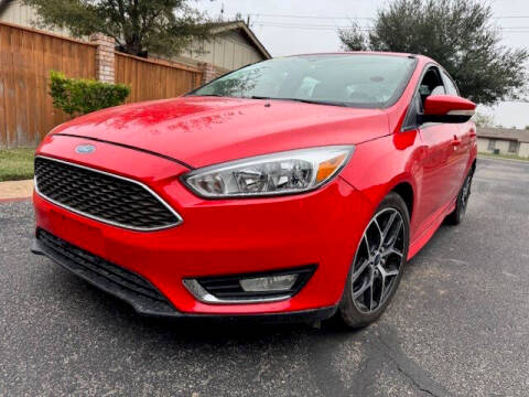 2015 Ford Focus SE FWD photo