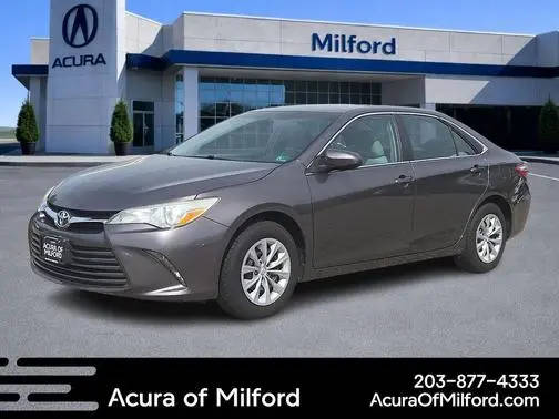 2015 Toyota Camry LE FWD photo