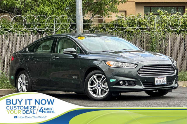 2016 Ford Fusion Energi Titanium FWD photo