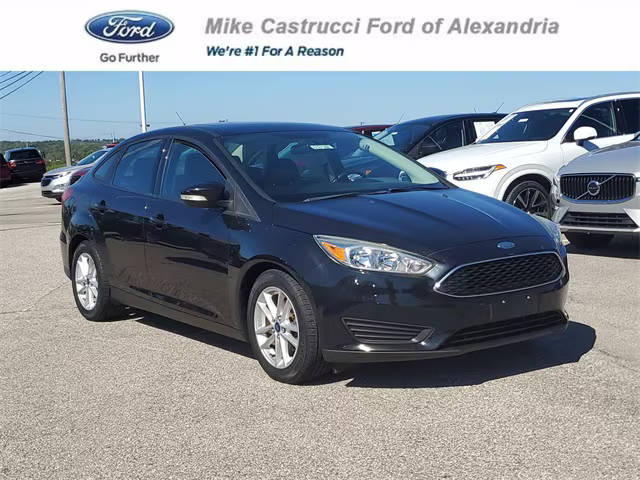 2015 Ford Focus SE FWD photo