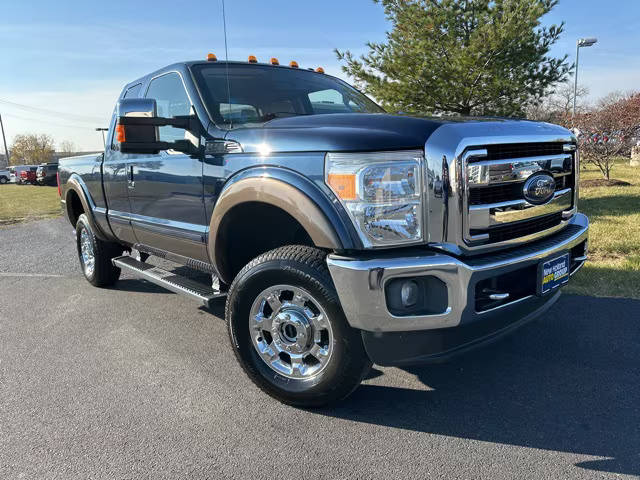 2015 Ford F-250 Super Duty Lariat 4WD photo