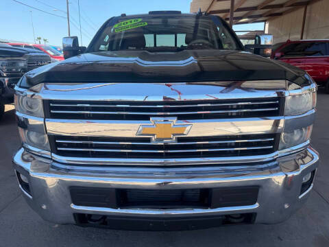 2015 Chevrolet Silverado 3500HD LTZ 4WD photo