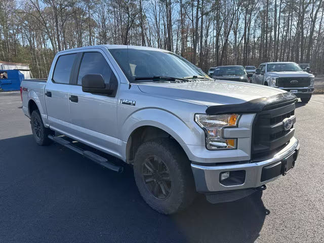 2015 Ford F-150 XL 4WD photo