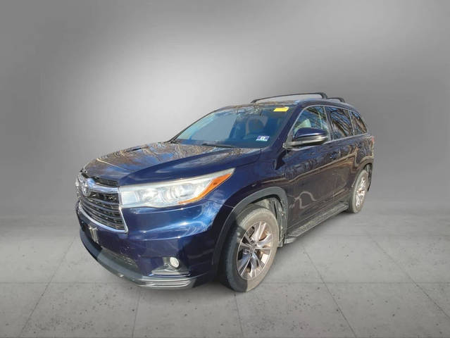 2015 Toyota Highlander XLE AWD photo