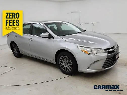2015 Toyota Camry SE FWD photo