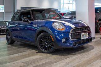 2015 MINI Hardtop 2 Door S FWD photo