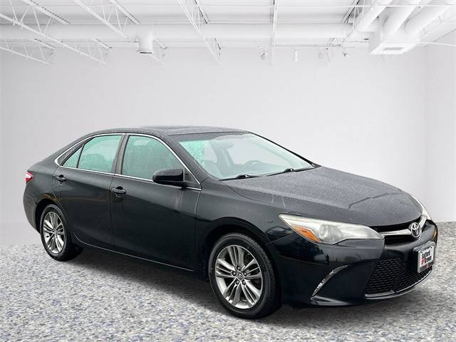 2015 Toyota Camry SE FWD photo