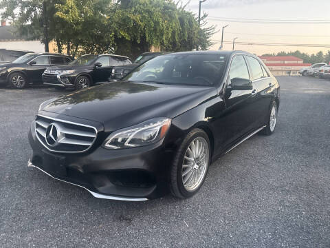 2016 Mercedes-Benz E-Class E 250 BlueTEC Sport AWD photo