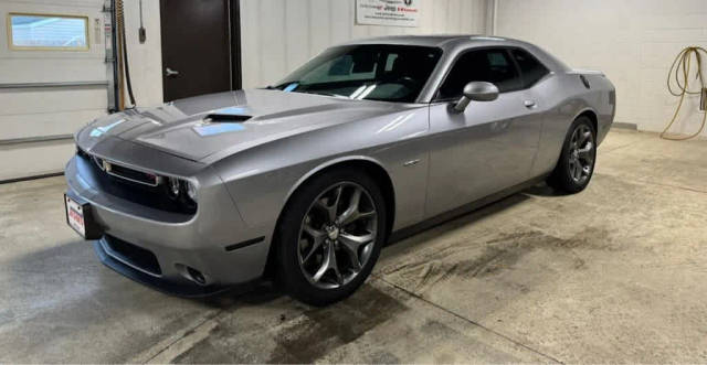 2015 Dodge Challenger R/T RWD photo