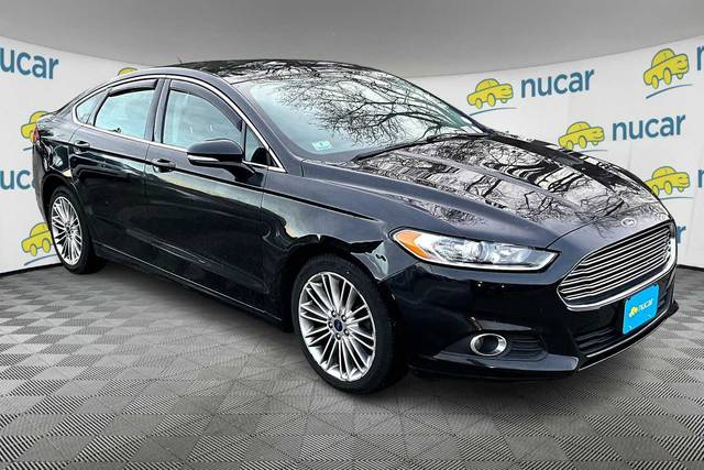 2015 Ford Fusion SE FWD photo