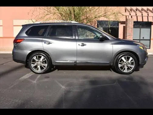 2015 Nissan Pathfinder Platinum 4WD photo