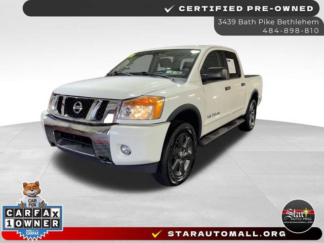 2015 Nissan Titan SV 4WD photo