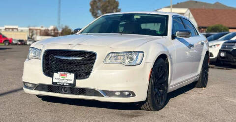2015 Chrysler 300 300C RWD photo