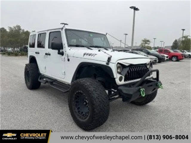 2015 Jeep Wrangler Unlimited Sahara 4WD photo