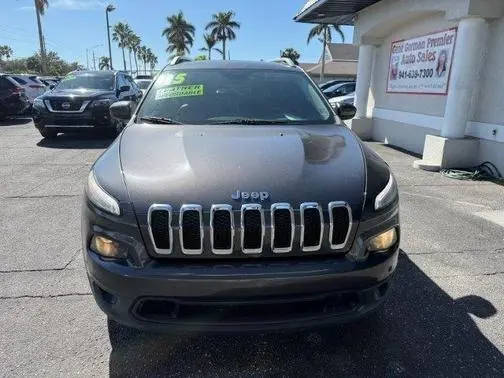 2015 Jeep Cherokee Latitude FWD photo