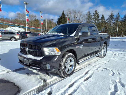 2015 Ram 1500 Express 4WD photo