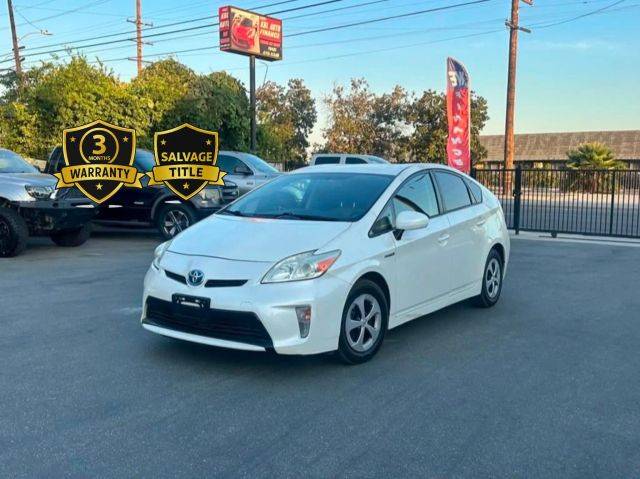 2015 Toyota Prius Four FWD photo