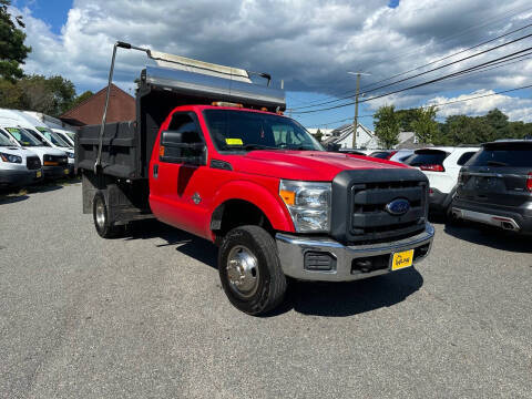 2015 Ford F-350 Super Duty XL 4WD photo
