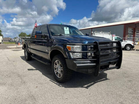 2015 Ford F-250 Super Duty Platinum 4WD photo