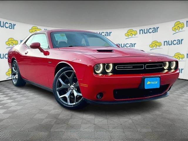 2015 Dodge Challenger R/T RWD photo