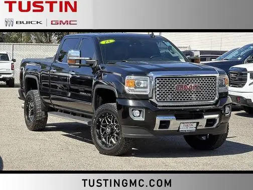 2015 GMC Sierra 2500HD Denali 4WD photo