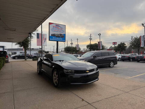 2015 Chevrolet Camaro LT RWD photo