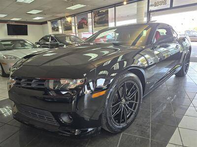 2015 Chevrolet Camaro LT RWD photo