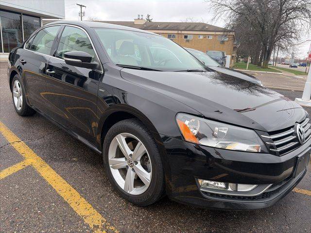 2015 Volkswagen Passat 1.8T Limited Edition FWD photo
