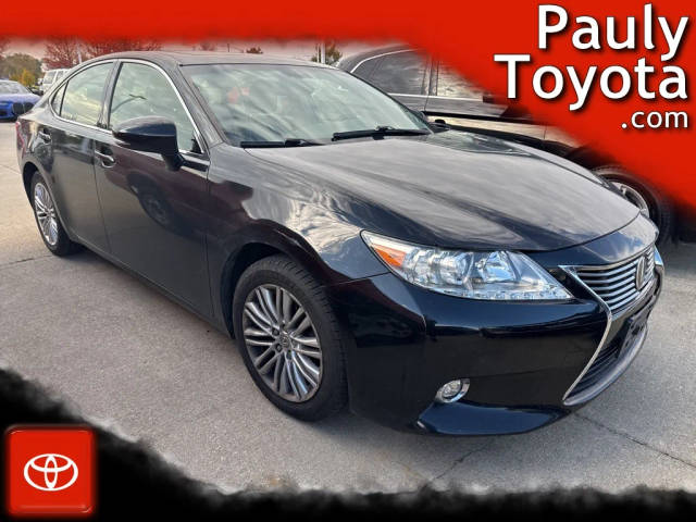 2015 Lexus ES  FWD photo
