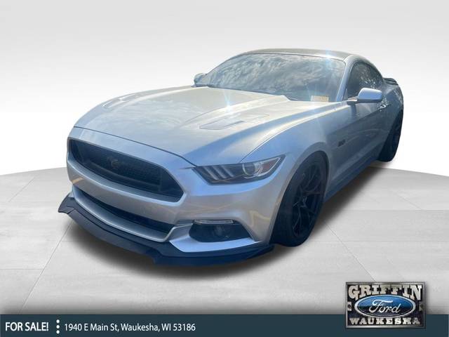 2015 Ford Mustang GT Premium RWD photo