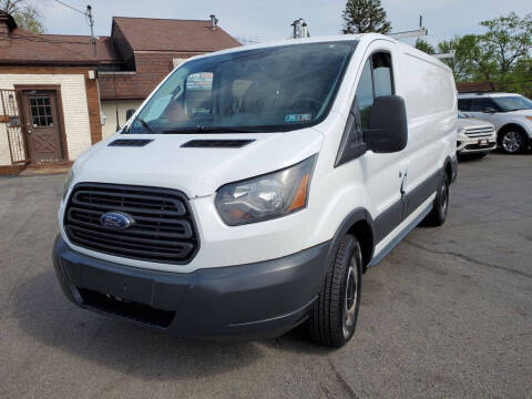 2015 Ford Transit Van  RWD photo