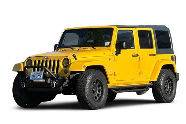 2015 Jeep Wrangler Unlimited Sahara 4WD photo