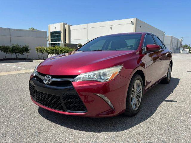 2015 Toyota Camry SE FWD photo