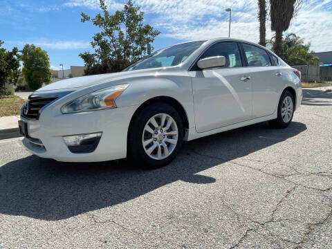 2015 Nissan Altima 2.5 S FWD photo