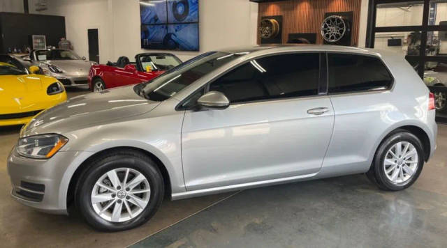 2015 Volkswagen Golf TSI S FWD photo