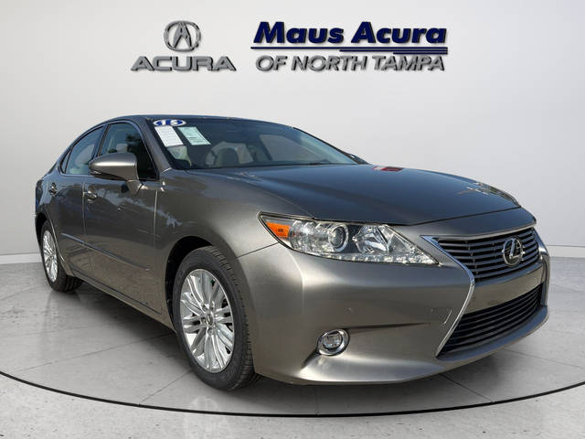 2015 Lexus ES  FWD photo