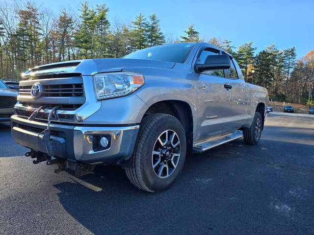 2015 Toyota Tundra SR5 4WD photo