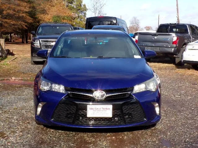 2015 Toyota Camry SE FWD photo