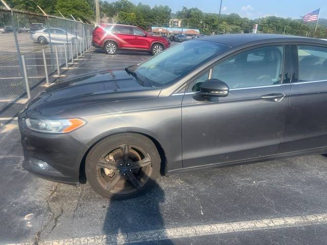 2016 Ford Fusion SE FWD photo