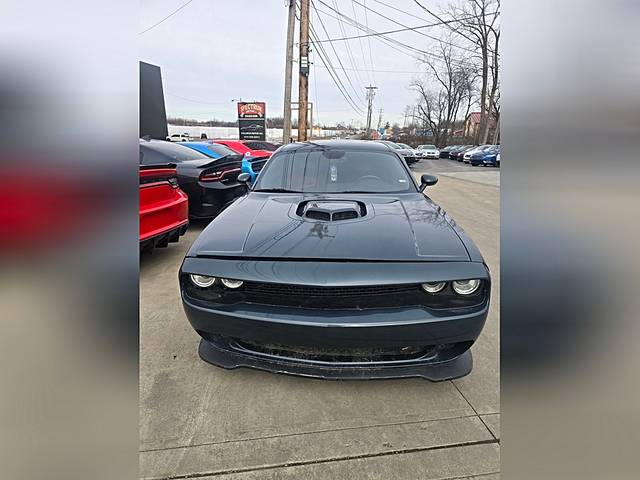 2015 Dodge Challenger R/T Plus Shaker RWD photo