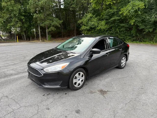 2015 Ford Focus S FWD photo