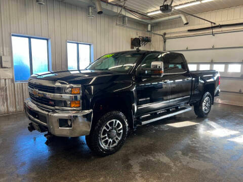 2015 Chevrolet Silverado 3500HD LTZ 4WD photo