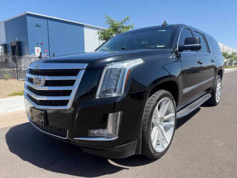2015 Cadillac Escalade ESV Luxury RWD photo