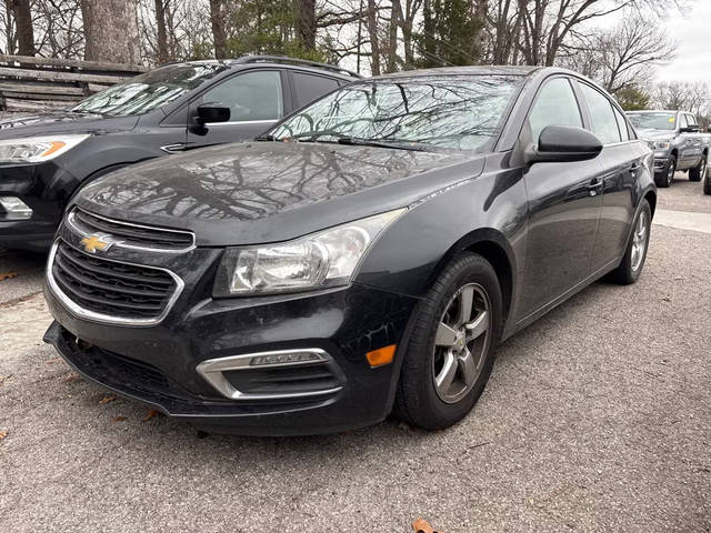 2015 Chevrolet Cruze LT FWD photo