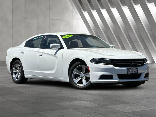 2015 Dodge Charger SE RWD photo
