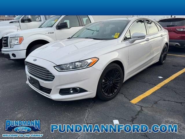 2016 Ford Fusion SE FWD photo