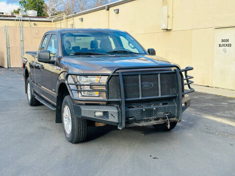 2015 Ford F-150 XL 4WD photo